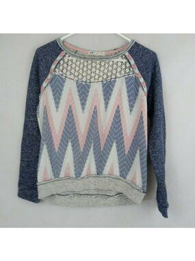 Jolt Woman's Pink, White, & Blue Sweater Shirt Size Small
